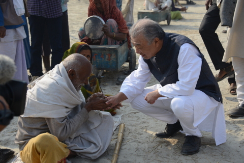 사사카와와 인도의 한 나병환자