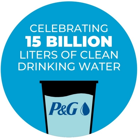 P&G가 세계 물의 날 비영리 아동 안전 식수(CSDW) 프로그램을 통해 150억리터의 깨끗한 식수를 제공하겠다는 2020년 목표 달성을 축하했다