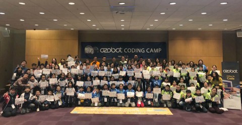 오조봇 코딩 캠프 후 참여한 홍콩 학생들과 마르시스 관계자 및 아시아 파트너사