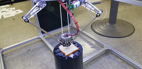 광운대 로봇학부 김영대, 백동희 학생이 제작한 3D 푸드 프린터, 출처: 광운대 로봇학부