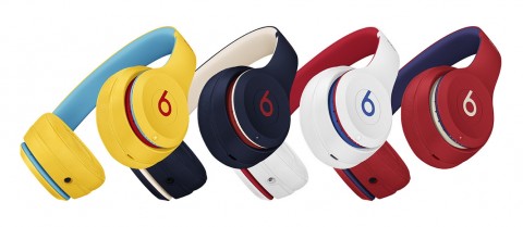 왼쪽부터 Beats Solo3 Wireless 헤드폰 Beats Club Collection 옐로, 네이비, 화이트, 레드
