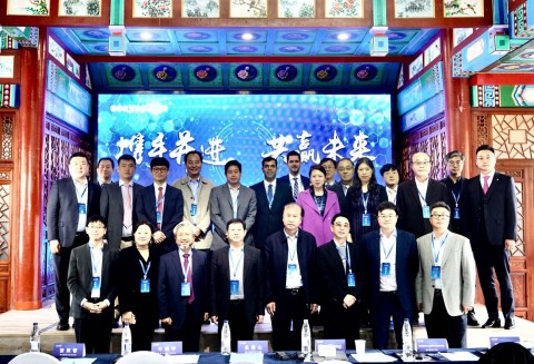 중국 수술용로봇 국제 포럼 – 참석자 기념촬영