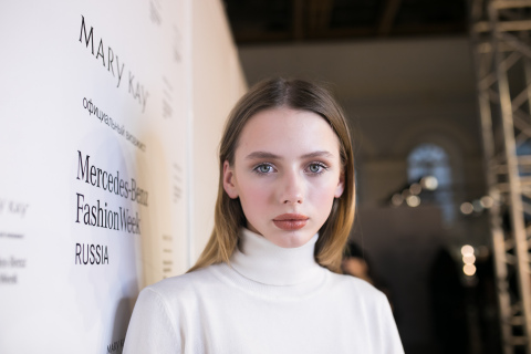 Mary Kay Inspires Beauty Trends at Spring/Summer 2020 Fashion Weeks in Europe