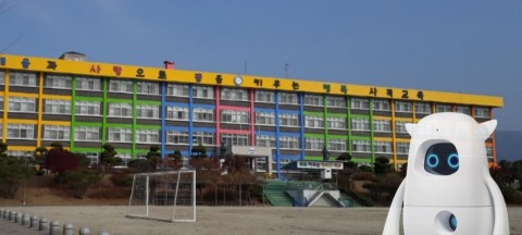 아카에이아이가 충북 사직초등학교와 뮤지오 제품 공급계약을 체결하며 국내 교육 시장에서 입지를 넓혀가고 있다
