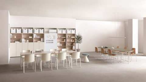 데스커가 원형 테이블, 빅 테이블 등 신제품 4종을 출시했다