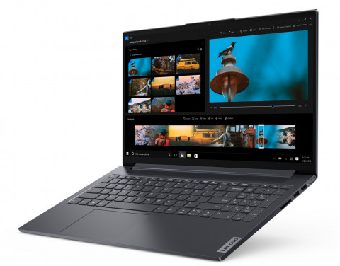 한국레노버가 초슬림 프리미엄 노트북 요가 슬림 7을 출시했다