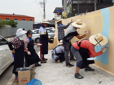 ‘실버와 뜨거운 청년의 기억’에 참여, 활동하고 있는 어르신들