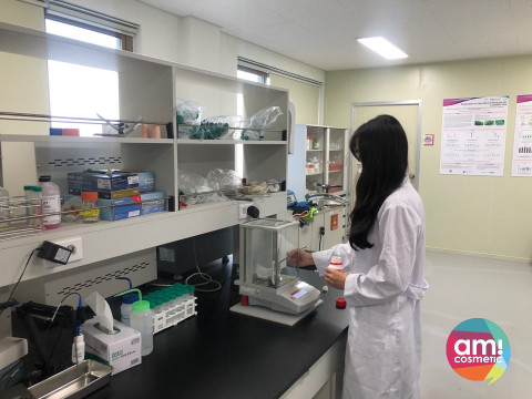 아미코스메틱이 어글리 푸드를 활용한 항산화 및 마이크로바이옴 균형 유지 특허 2건을 등록했다