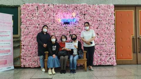 시립성동청소년센터가 성동구지역아동센터협의회(11개 기관)와 연계해 여성 청소년을 위한 생리대를 지원하며 복지 사각지대 해소에 앞장섰다