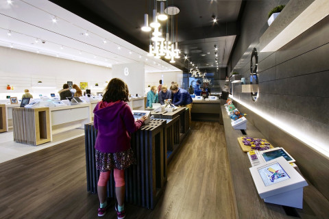 베타 플래그십 스토어