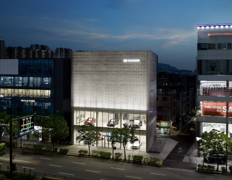 현대자동차 송파대로 전시장 전경, 출처 사진작가 전택수