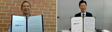 오른쪽부터 시큐레터 임차성 대표와 블루지브라 주티팟 분숭 대표가 비대면으로 진행한 파트너십 체결식 후 기념 포즈를 취하고 있다