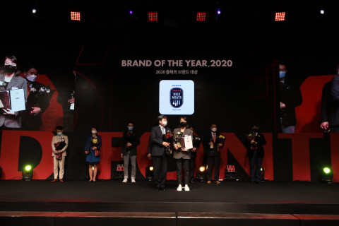 2020올해의 브랜드 대상에서 수상한 존쿡 델리미트의 이승연 부문장