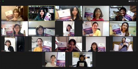 아로마녹음도서로 재능 기부를 하고 있는 국제 ITEC 아로마테라피스트들