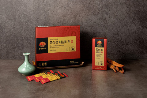 동원F&B가 천지인 홍삼정 데일리진을 SK스토아 홈쇼핑에서 선보인다