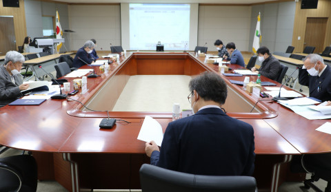 충남연구원은 학술지 ‘충남연구’ 편집위원회 총회를 갖고 복간을 위한 본격 활동에 들어갔다