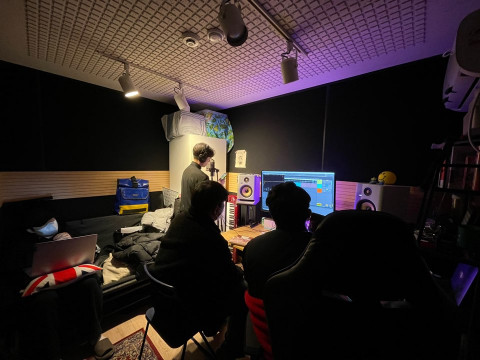 청소년 아티스트 녹음 현장