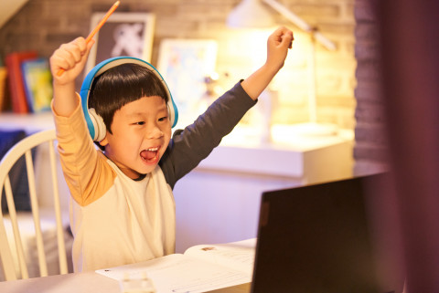 씨엠에스에듀가 사고력 온라인 클래스 노이지 수업 만족도 조사 결과를 발표했다