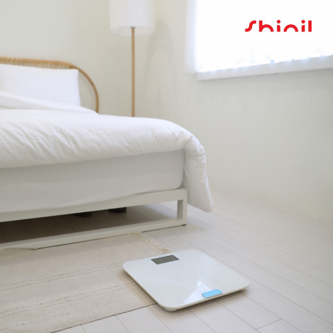 신일이 선보이는 스마트 체중계