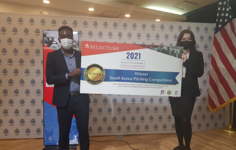 주한미국대사관이 마련한 ‘SelectUSA Tech’ 한국 지역 온라인 피칭 대회에서 우승을 차지한 디토닉 팀원들