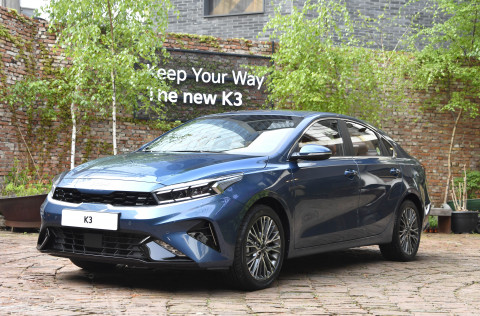 기아가 출시한 더 뉴 K3