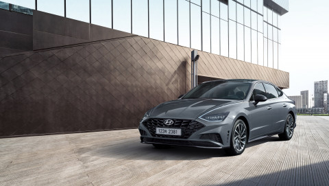 현대자동차가 출시한 2021 쏘나타 센슈어스