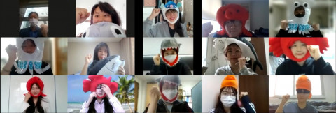 열심히 하겠다는 의지를 내보이는 마빅 서포터즈 일동