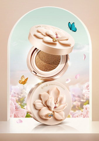 LG생활건강 오휘 얼티밋 커버 리프팅 쿠션 플라워 에디션