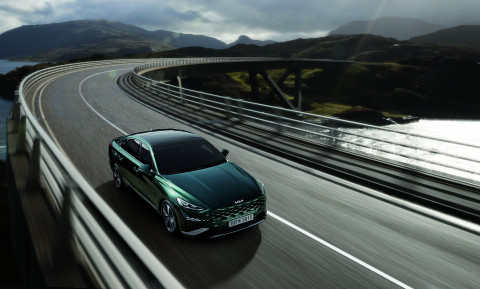 기아가 출시한 K8 하이브리드