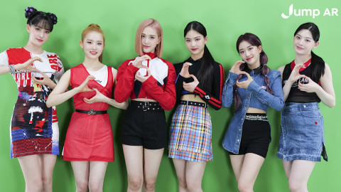 SKT 점프 스튜디오에서 볼류메트릭 캡쳐 촬영을 진행하는 그룹 ‘스테이씨’ 멤버들