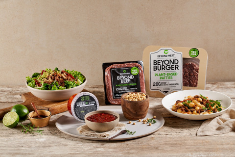 더반찬&이 식물성 대체육 비욘드미트 활용한 비건 메뉴 3종을 출시했다