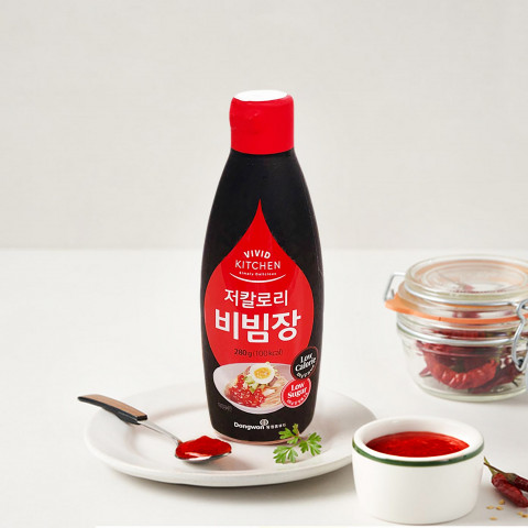 동원홈푸드가 출시한 비비드키친 저칼로리 비빔장