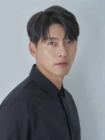 배우 현빈의 팬들이 캄보디아에 우물을 기증했다
