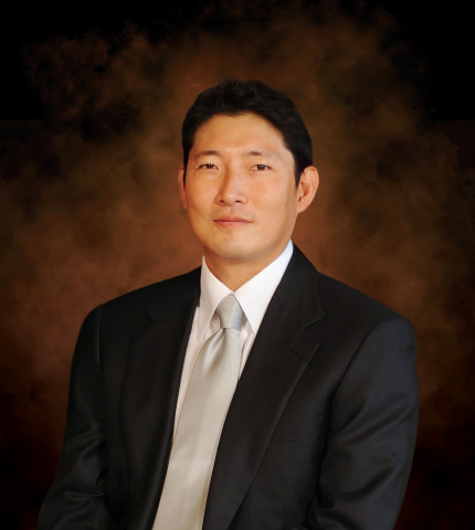 Hyosung Chairman Cho Hyun-joon visited the U.S. subsidiary of Hyosung TNS in Dallas to expand the co