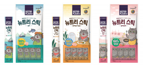 동원F&B의 펫푸드 전문 브랜드 뉴트리플랜이 뉴트리스틱 3종을 출시했다