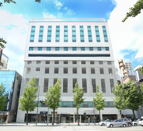 aSSIST경영대학원 핀란드타워 전경