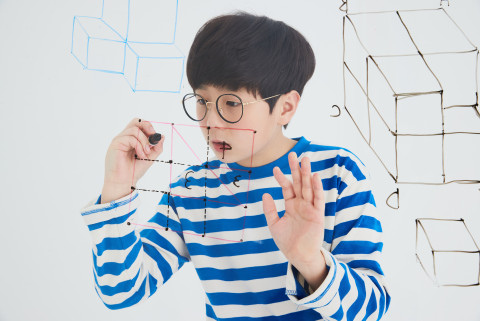 크레버스가 CMS 영재교육센터 여름학기 신입생 모집을 위한 ‘전국진단평가’를 시행한다
