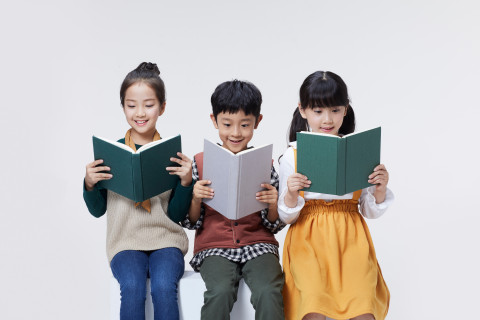 초등 독서 논술 브랜드 페이지 바이 페이지가 여름학기 신입생을 모집한다