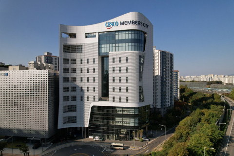 세스코는 코로나19로 중단됐던 식품 안전 오프라인 교육을 서울 강동구 상일동 세스코멤버스시티에서 재개한다. HACCP 의무 과정과 식품 표시 실습, 해충 방어와 이물 분석 등 대응