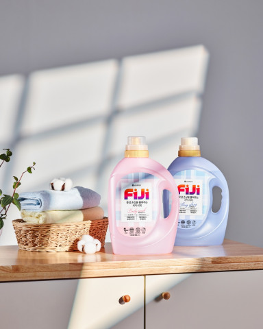 LG생활건강 피지(FiJi) 옷감 손상을 줄여주는 세탁세제 2종