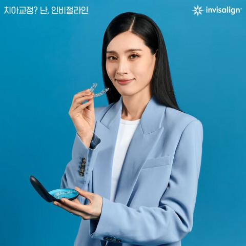 모니카가 인스타그램에 게재한 화보