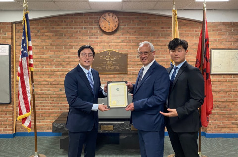 샘표가 ‘한복의 날’을 맞아 한국 요리와 문화예술을 세계에 널리 알린 기업으로서 공로상을 받았다