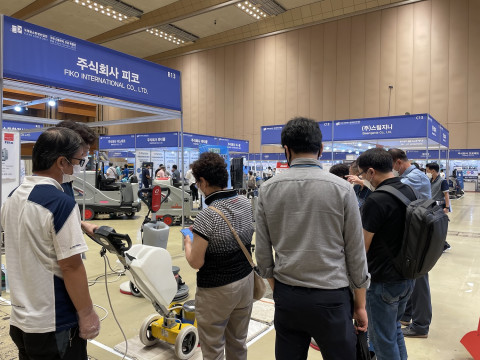 FM Expo Korea 전시장내 시연