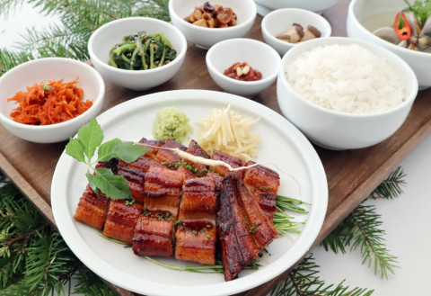 신년을 맞아 새롭게 출시한 진(眞) 장어구이 반상