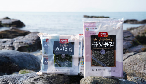 동원F&B의 양반 돌판구이 초사리김과 양반 신안산 구운생김 곱창돌김