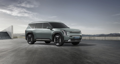 기아, The Kia EV9 사전 계약 1만대 돌파