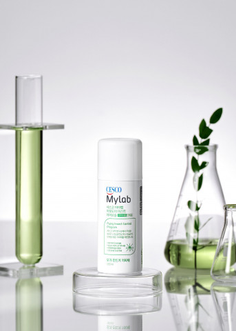 ‘세스코 마이랩(CESCO Mylab)’은 ‘세스코 과학연구소를 내 손 안으로’라는 브랜드 슬로건처럼 세스코가 환경위생 솔루션을 제공하며 쌓은 노하우를 한통에 담아냈다