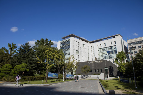 사이버한국외대는 미국 미시간 주립대학교와 공동 운영하는 ‘MSU-CUFS TESOL’ 수료증 과정을 신설했다