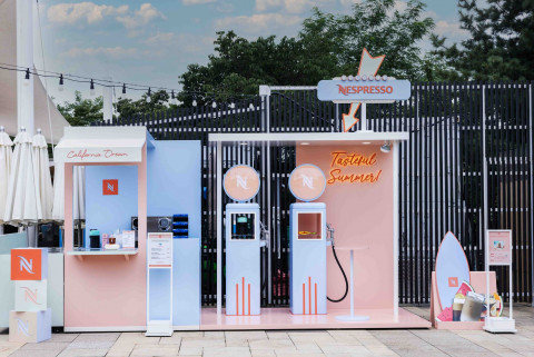 네스프레소 ‘아이스 풀 바(Ice Pool Bar)’ 팝업 운영