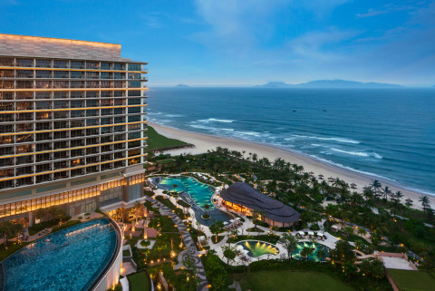 New World Hoiana Beach Resort 会安南岸新世界海滩度假酒店 (Photo: Business Wire)